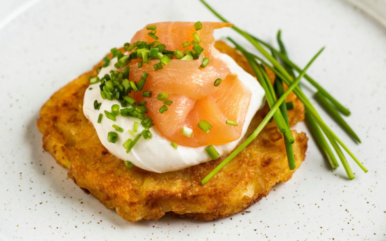 RÖSTINCHEN & Salmone