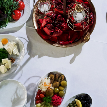 Tavola con dei colori negli ingredienti molto forti