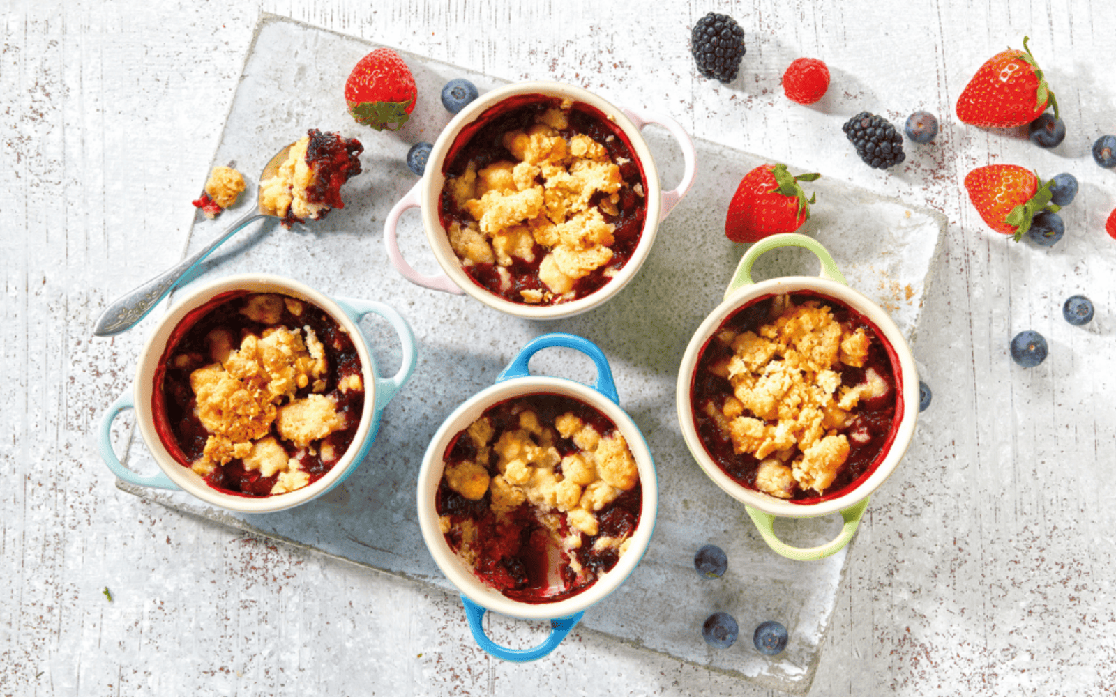 Mini crumble ai frutti di bosco