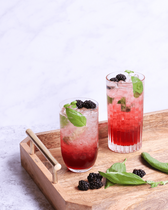bicchieri da aperitivo con more
