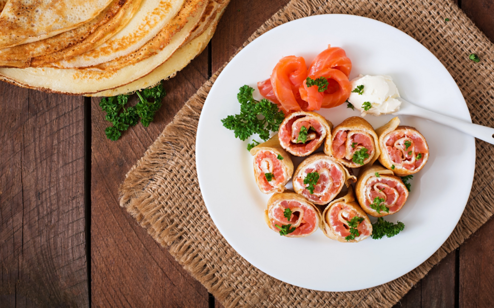 Ricetta di Natale: Roll di salmone e philadelphia